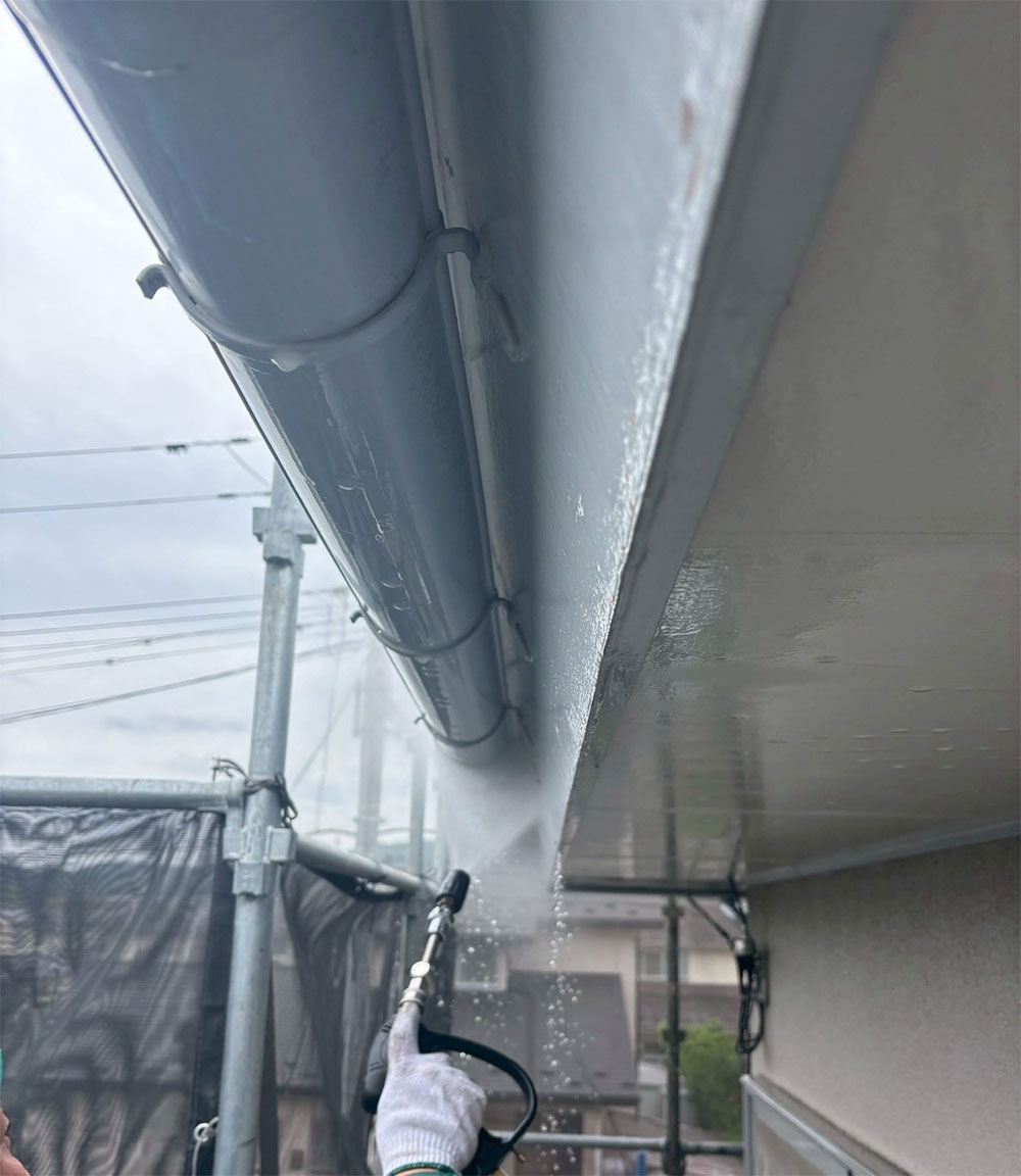 屋根・外壁全体を洗浄